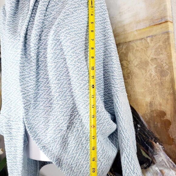 New with Tag cardi B sweater size Large - Picture 3 of 10